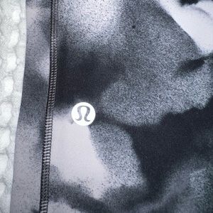 Lululemon Black and White Leggings Size 2